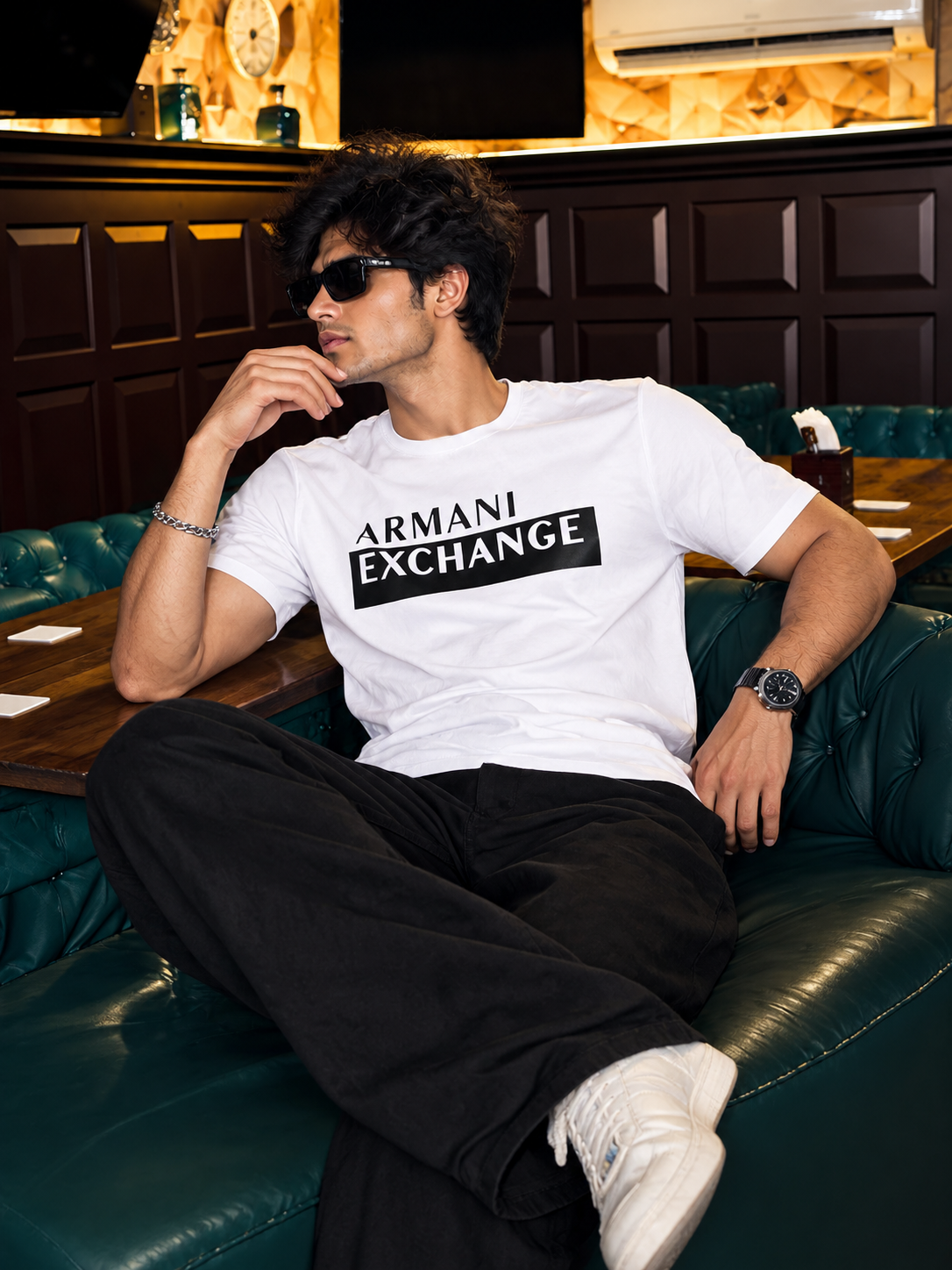 Men's White Contrast Graphic Crew Neck T-Shirt