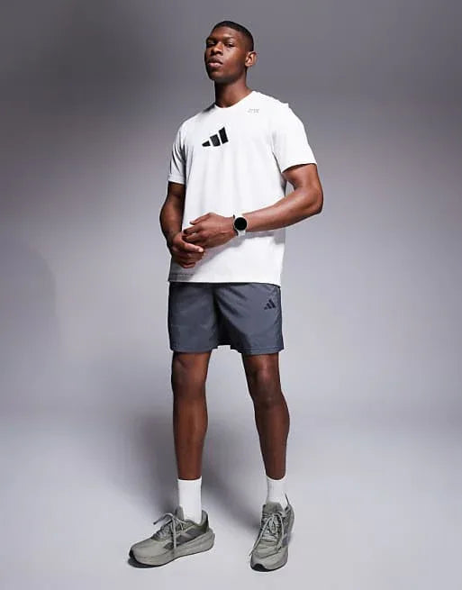 adidas Training t-shirt with graphic print in white – Be Yourself