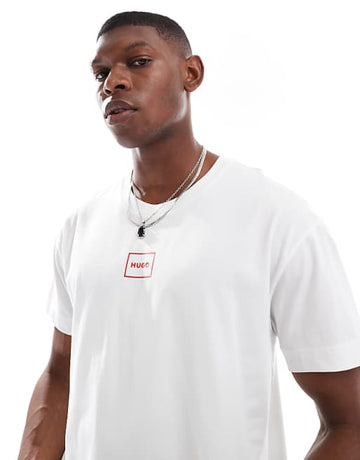 Model: 184.5cm / 6' 0'' | Wearing M - W31-34 Red Laze logo t-shirt in white