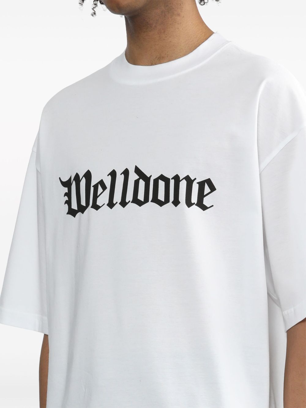 We11done Gothic logo-print white oversized T-shirt