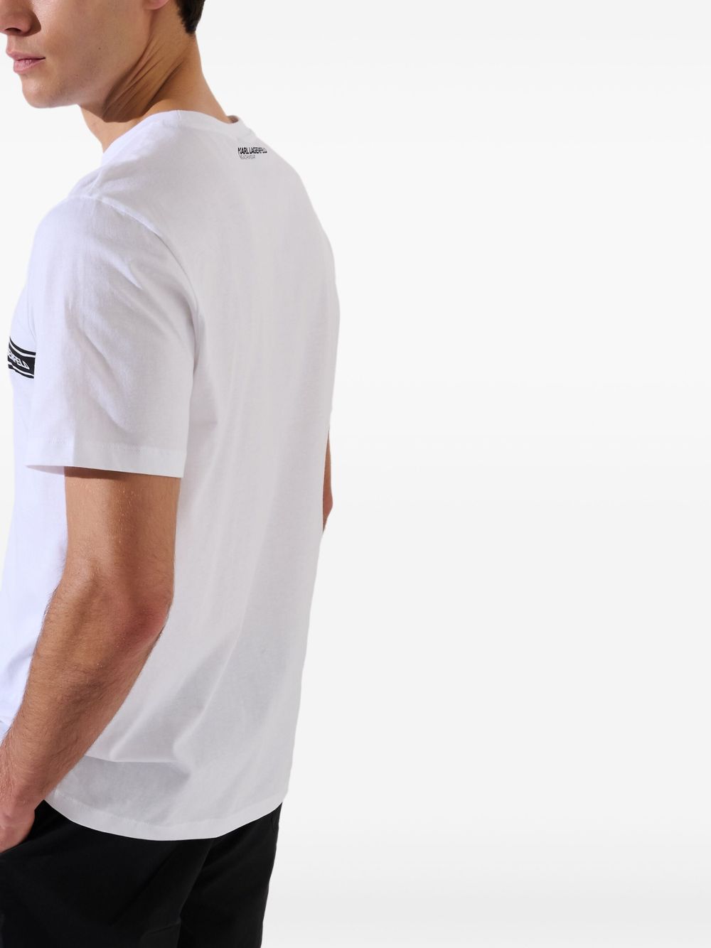 New Season elongated-logo T-Shirt
