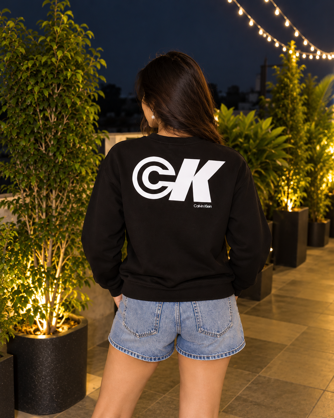Onyx Crest Minimalist Sweatshirt