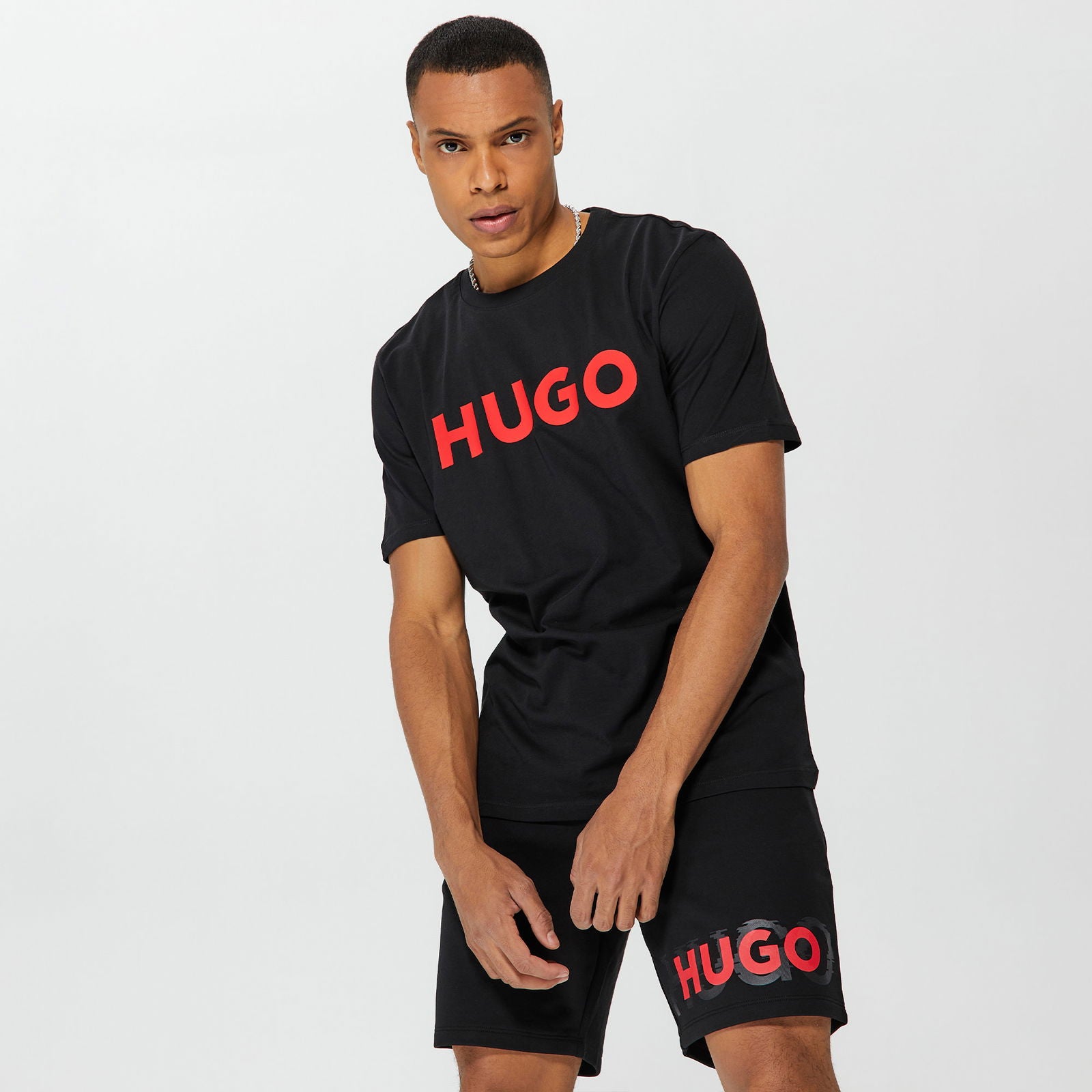 Red Dulivio Men's Black T-Shirt