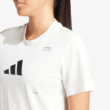 Short-sleeved white tshirt