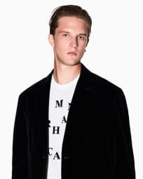 Distinctive Detail Regular Fit T-Shirt
