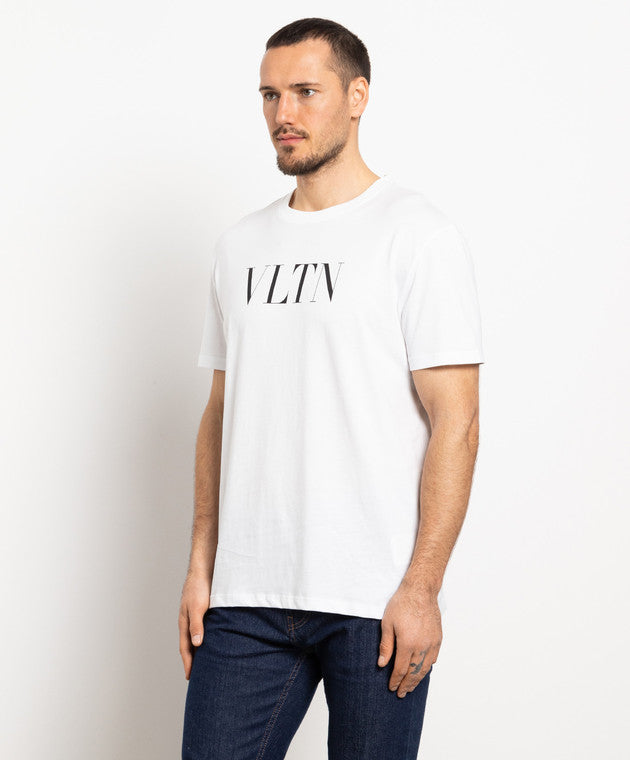 White t-shirt with contrast VLTN logo print