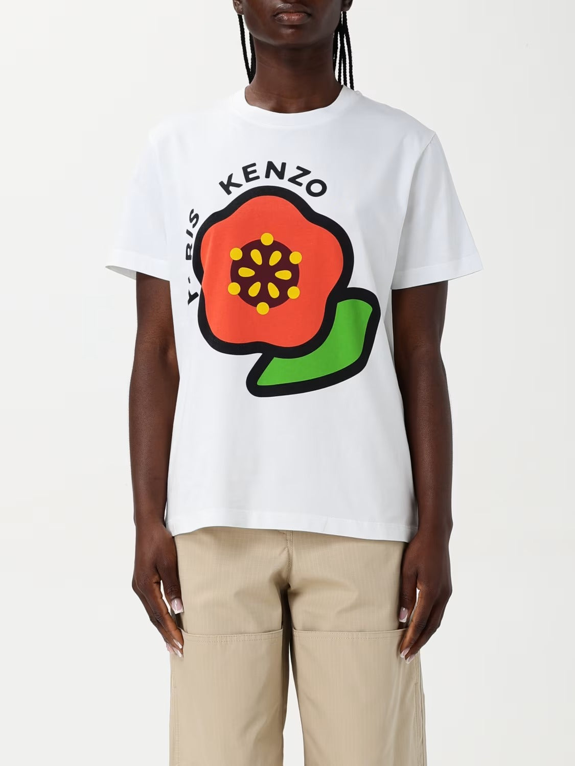 White T-shirt woman