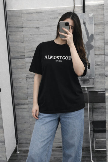 Cracked Logo Relaxed Oversized Tee (Unisex)